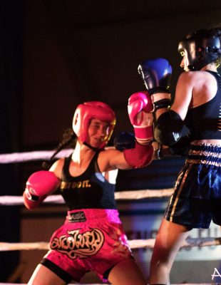 Gala Tiger Thaï Fight VI: combat féminin Sandra (Garuda Muay Thaï) versus Célia (Kerner Team)